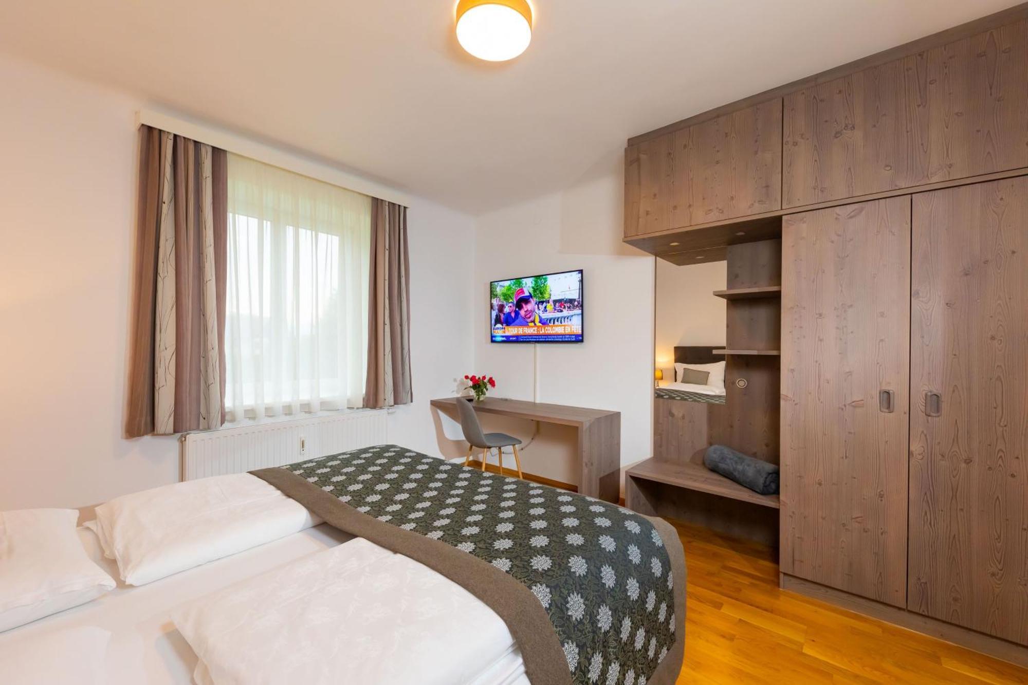 Apartmenthaus Pastner Am Teich Uebelbach Luaran gambar